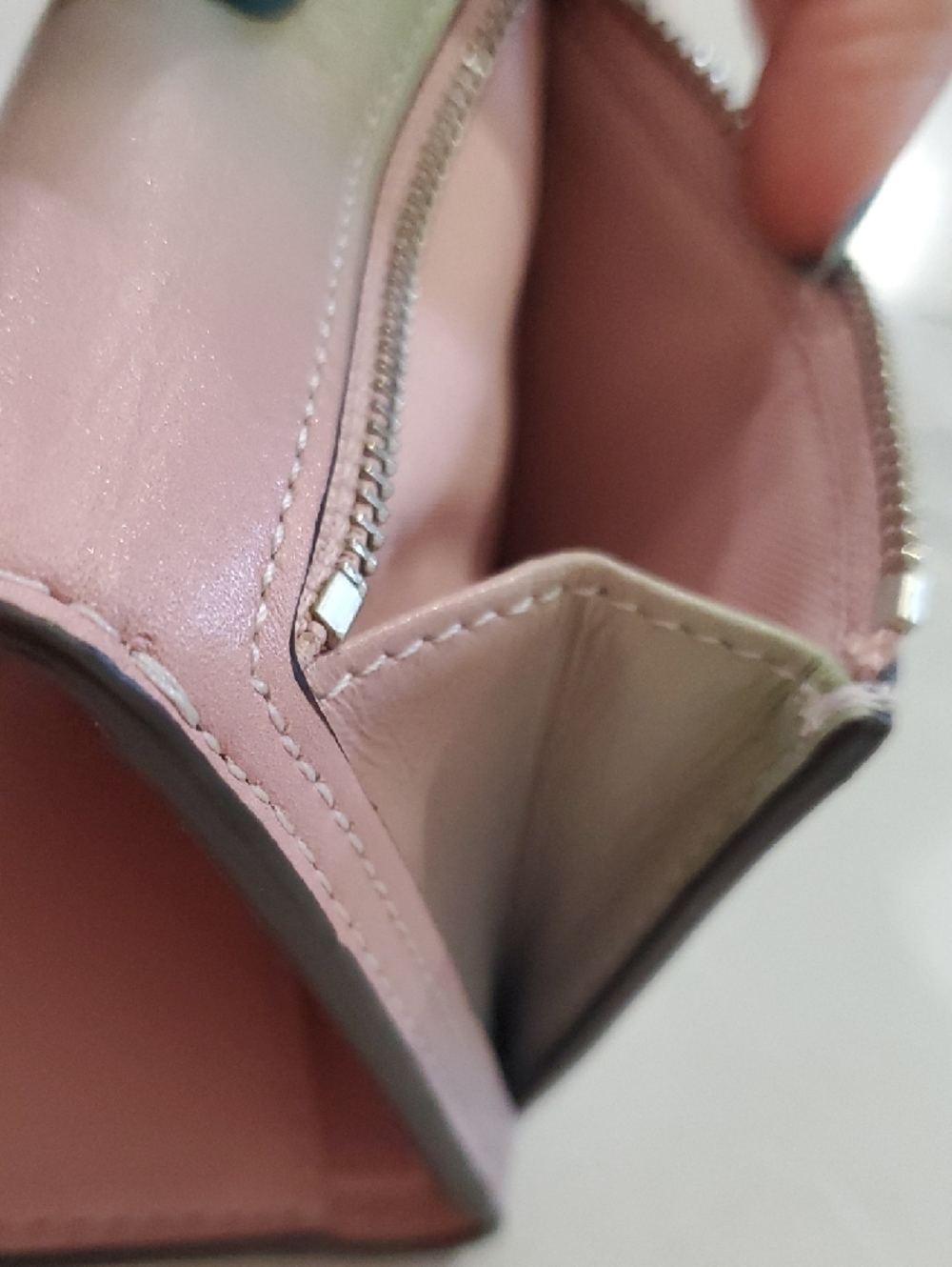 Coach Ombre Leather Wyn Small Wallet in the Pale Pistachio Multi colorway💗💙💚 - Picture 15 of 16